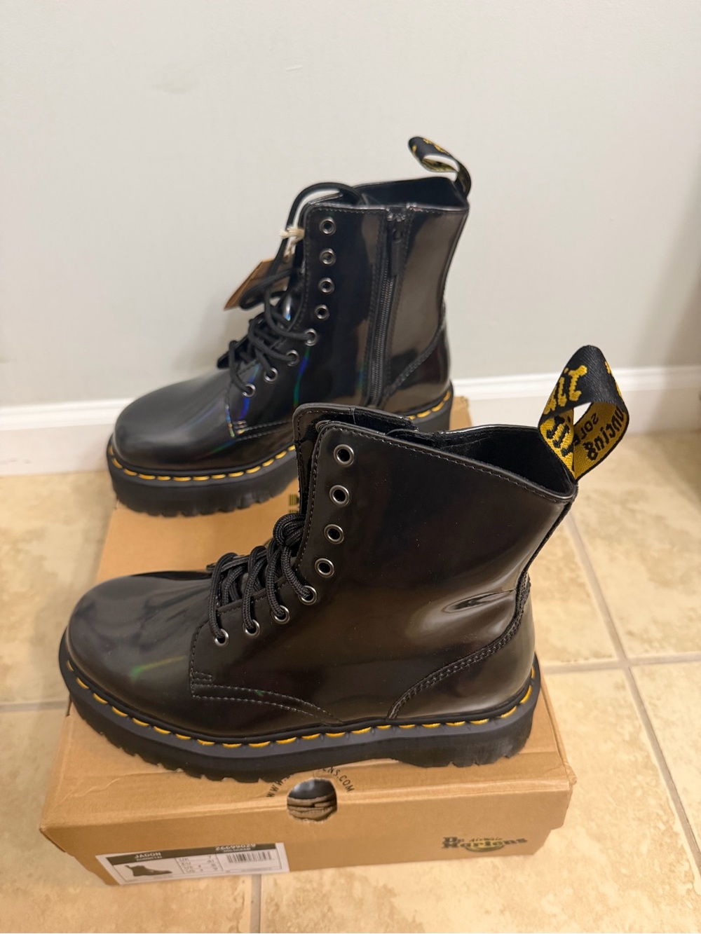 NWT Dr. Martens Jadon Gunmetal Hologram - Picture 3 of 6